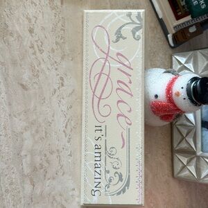 Wooden Sign “Grace It’s Amazing” new
